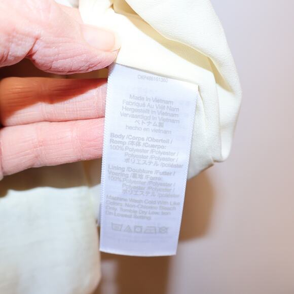 Madewell NWT Flo Top Lemon Yellow V neck Sleeveless Button Front Size 8 - Picture 13 of 13